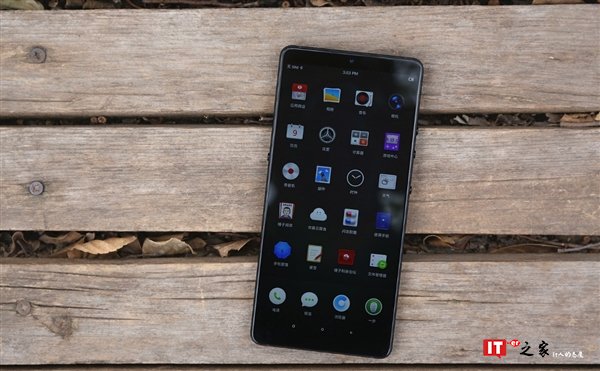 坚果Pro 2要降价?锤子预告本月29日公布重要消息