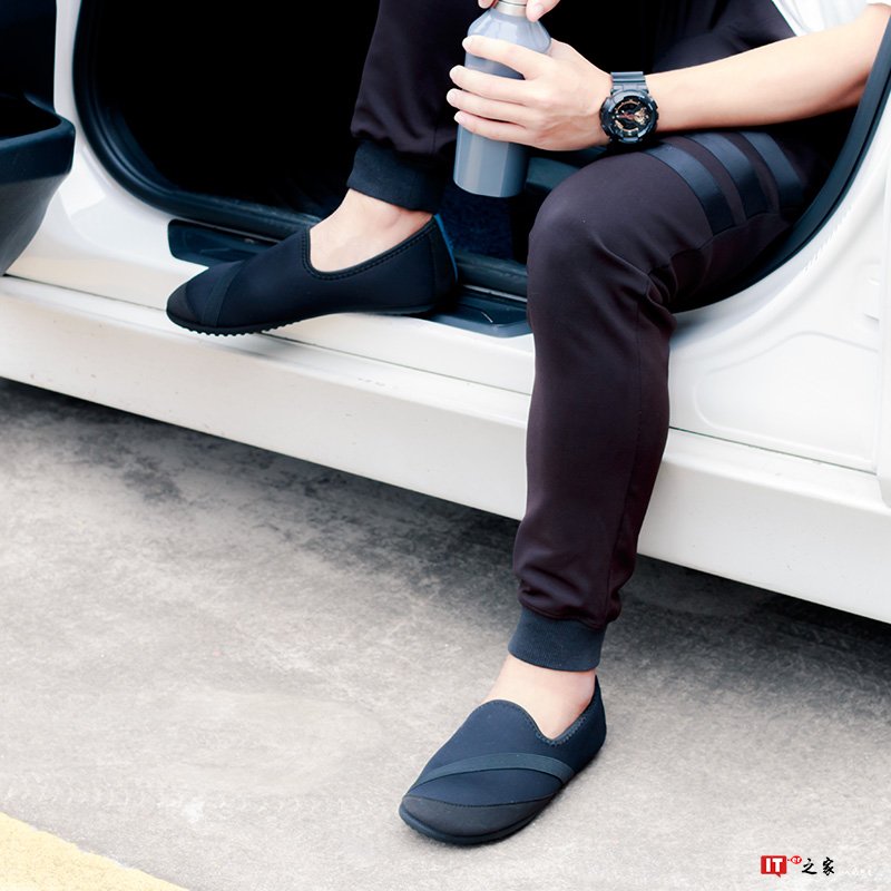 踩在云端的温柔,穿上就不想脱下来的鞋 | 生活方式