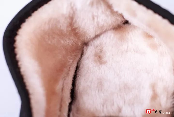 踩在云端的温柔,穿上就不想脱下来的鞋 | 生活方式