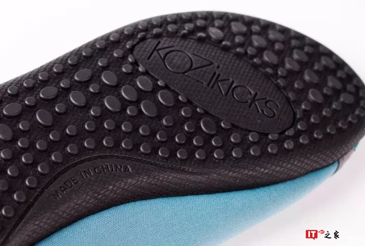 踩在云端的温柔,穿上就不想脱下来的鞋 | 生活方式