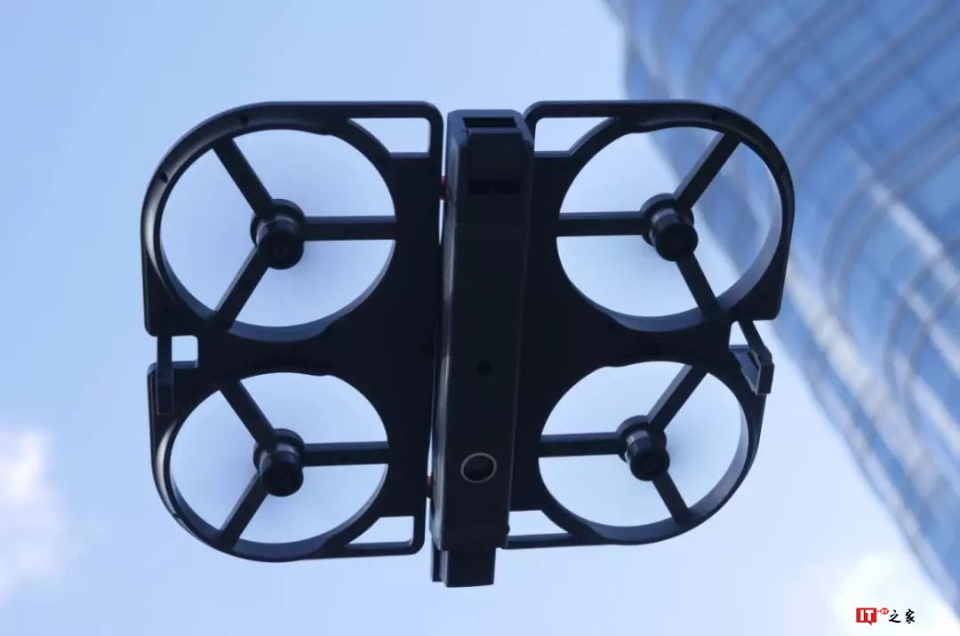 带上无人机去旅行,朋友圈旅游摄影大赛冠军非你莫属 | 钛空舱