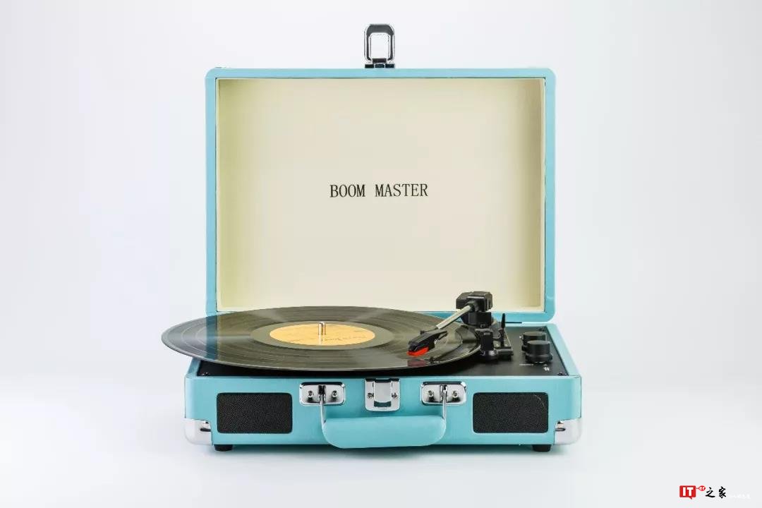 古典的魂，现代的型，拥有着年轻人情怀的黑胶唱片机，因你而声