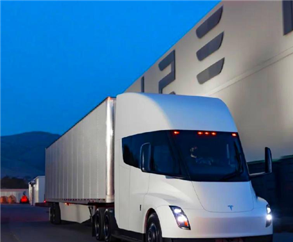 马斯克可能真觉得 造车没意思了