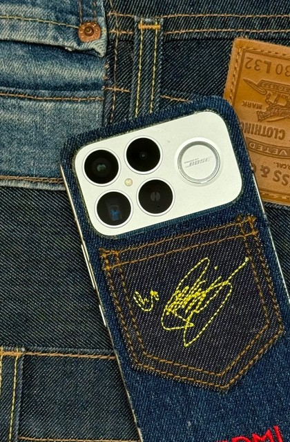 网友爆改REDMI手机牛仔背壳获雷军转发:这创意如何?