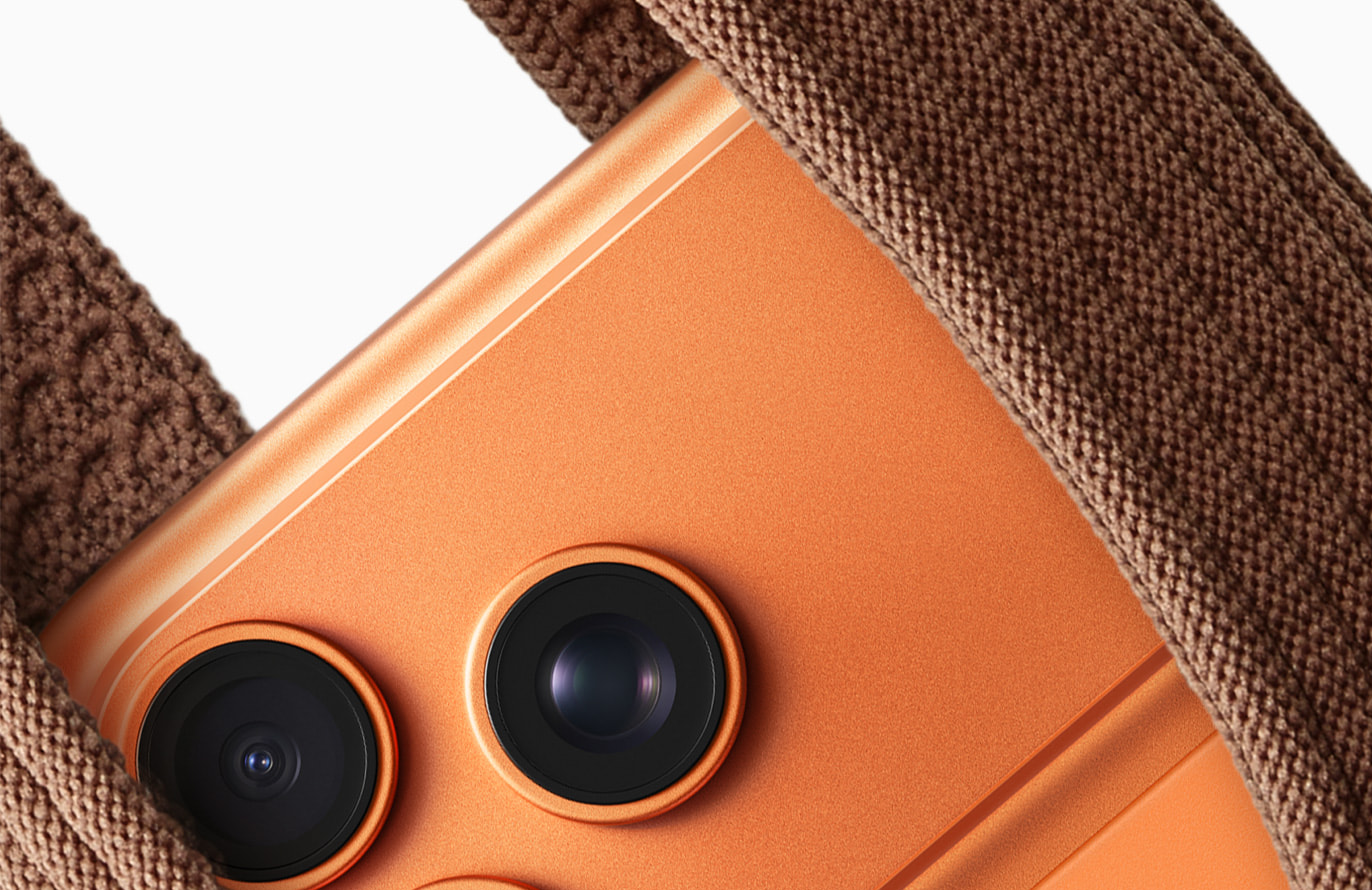 “一块布”1299元起,苹果与三宅一生合推新配件iPhone Pocket_“一块布”1299元起,苹果与三宅一生合推新配件iPhone Pocket_