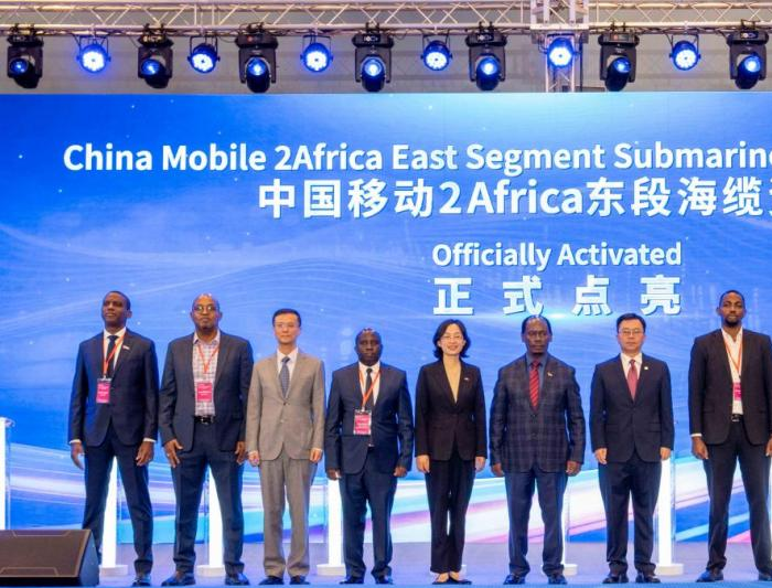智缆环非，数通未来 中国移动举办2Africa海缆东段点亮暨AI+云网融合方案发布会__智缆环非，数通未来 中国移动举办2Africa海缆东段点亮暨AI+云网融合方案发布会