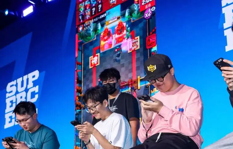 2025 Supercell超玩之夜·超FUN派对圆满落幕，我们许愿与玩家共赴下一个十年