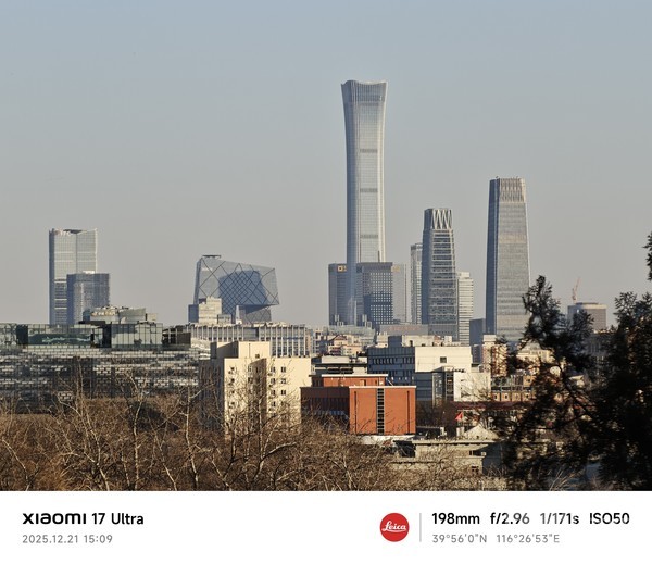 Xiaomi 17 Ultra：2亿光学变焦+LOFIC 铸就新一代夜神