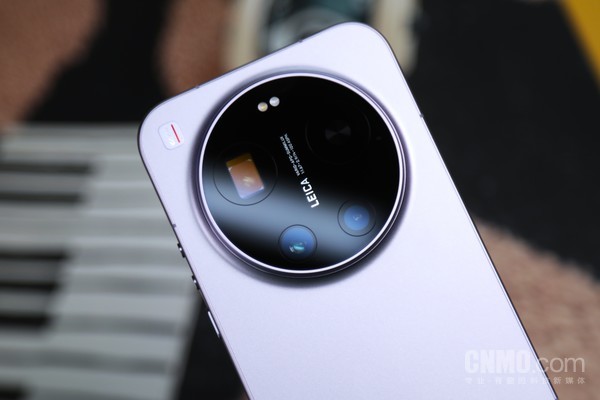 Xiaomi 17 Ultra：2亿光学变焦+LOFIC 铸就新一代夜神