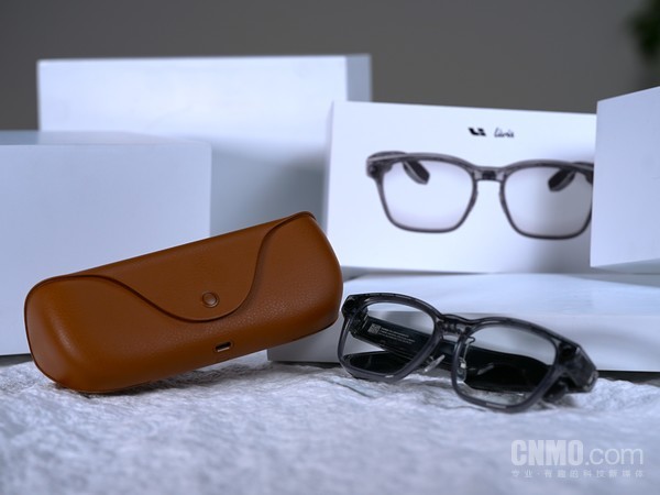 理想AI眼镜Livis体验：让理想车主解放双手的最好附件