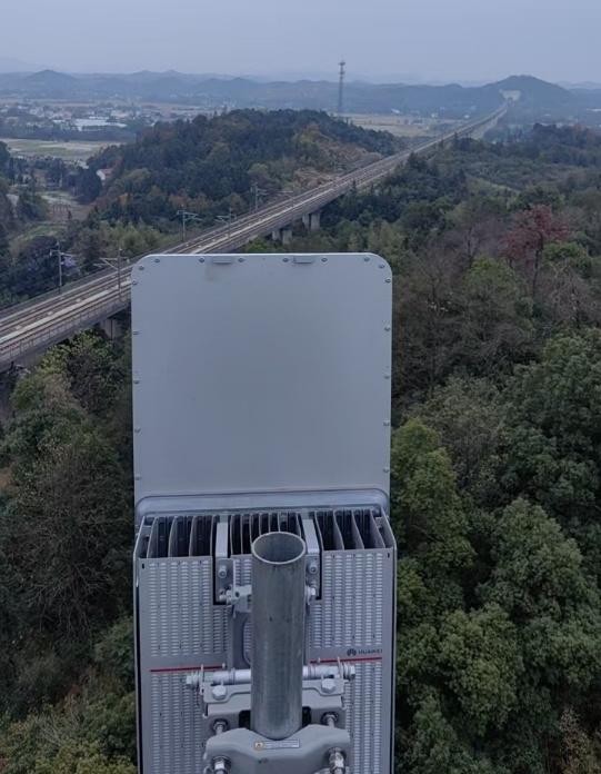 华为号高铁_高铁电信_